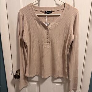 NWT Women’s Beige Fitted Ribbed Henley Long-Sleeve Top